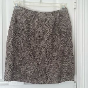 JONES & CO Vintage Silk Snake Print Skirt | Size 6